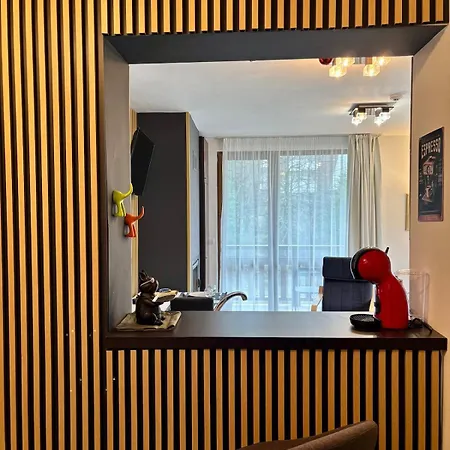 Kosara Home2host דירה